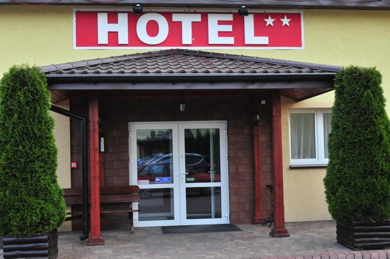 Hotel Marco Plonsk Szkolna 115 Extérieur photo