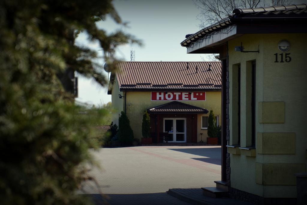 Hotel Marco Plonsk Szkolna 115 Extérieur photo